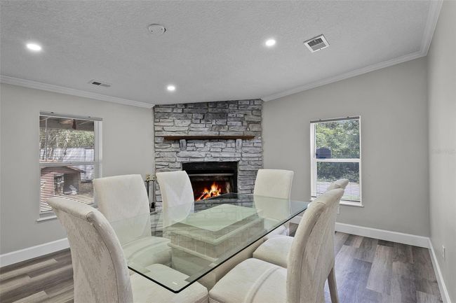 43041 Jewell Dr, House other with 3 bedrooms, 2 bathrooms and null parking in DELAND FL | Image 7