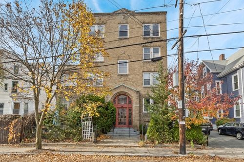 48 Tremont St, Malden, MA, 02148-4099 | Card Image