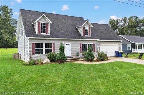201 Lyman St, Corunna, MI, 48817-1603 | Card Image