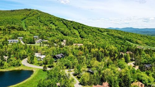 20 Blackberry Ln, Peru, VT, 05152 | Card Image