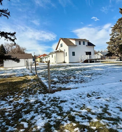 302 W Church St, Saint Leo, MN, 56264-9009 | Card Image