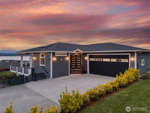 38110 Fawn Rd Ne, Hansville, WA, 98340-8793 | Card Image