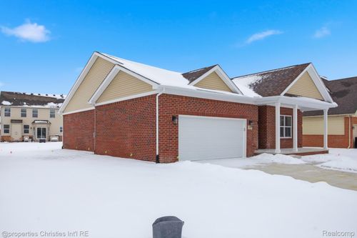 23150 Waterview Dr, New Boston, MI, 48164-7808 | Card Image