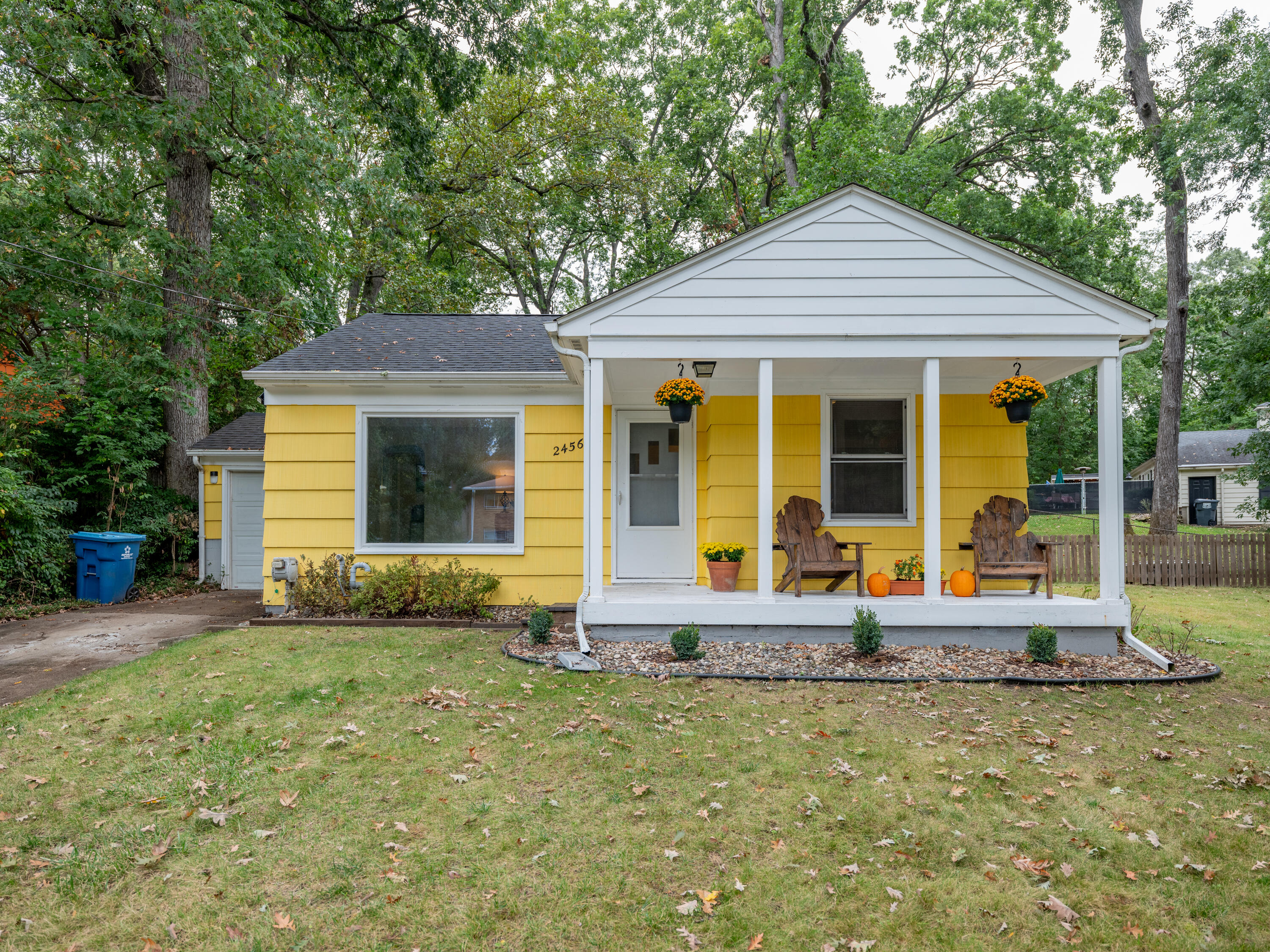 Kensington Dr, Kalamazoo, MI 49008