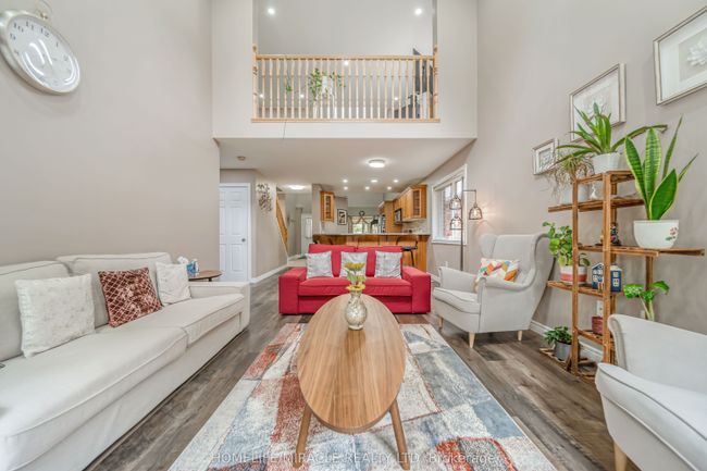 93 Lynch Cir, House attached with 4 bedrooms, 4 bathrooms and 2 parking in Guelph ON | Image 19