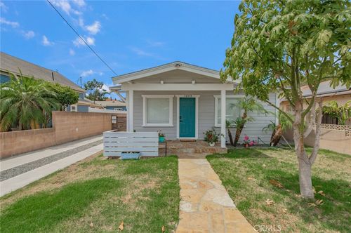 1893 Saint Louis Ave, Signal Hill, CA, 90755-5920 | Card Image