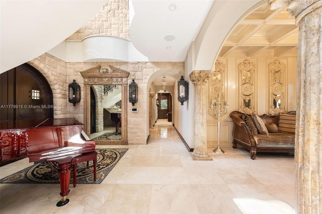 6016 Leonardo St, House other with 5 bedrooms, 6 bathrooms and null parking in Coral Gables FL | Image 4