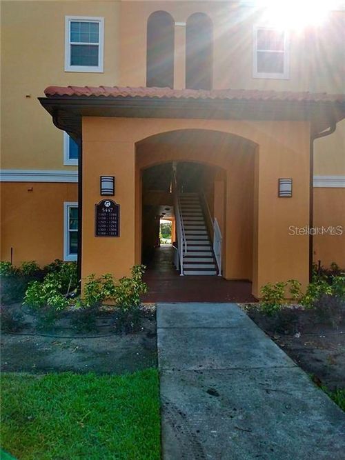 1111-5447 Vineland Rd, ORLANDO, FL, 32811-7625 | Card Image
