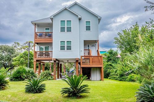 602 Bradley St, Seabrook, TX, 77586-2601 | Card Image