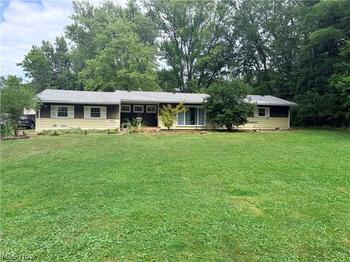 11941 Hawthorne Dr, Sagamore Hills, OH, 44067-1019 | Card Image