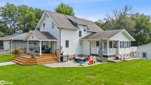1509 Main Ave, Clear Lake, IA, 50428-3633 | Card Image