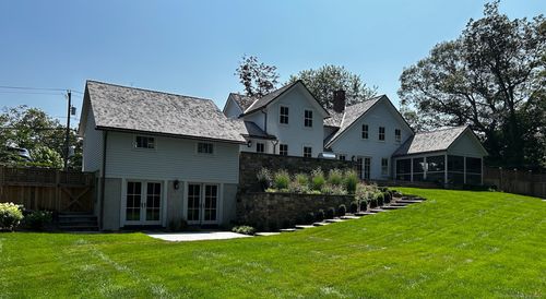 107 Wilton Rd, Westport, CT, 06880-3110 | Card Image