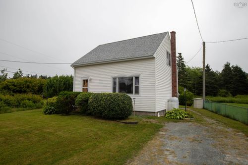 399 E Chezzetcook Rd, East Chezzetcook, NS, B0J2L0 | Card Image