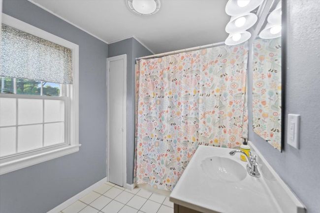 345 Derbyshire Rd, House other with 4 bedrooms, 2 bathrooms and null parking in Waterloo IA | Image 20