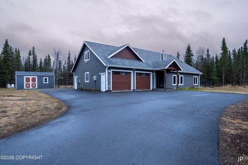 740 Baleen Ave, Kenai, AK, 99611-8839 | Card Image