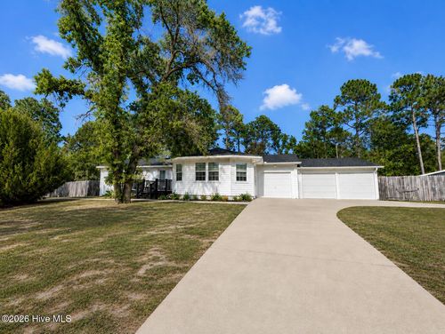 1341 Forest Lake Dr, Southport, NC, 28461-9513 | Card Image