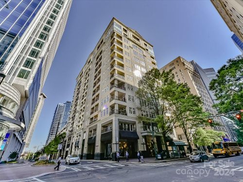 unit-205-230 S Tryon St, Charlotte, NC, 28202-3216 | Card Image