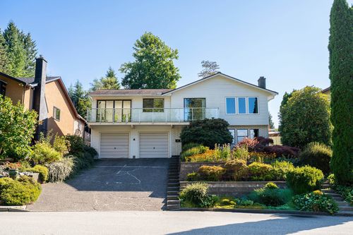 5 Tuxedo Pl, Port Moody, BC, V3H3W5 | Card Image