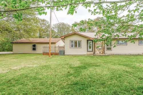 30 Camp Yocum Rd, Galena, MO, 65656-8114 | Card Image