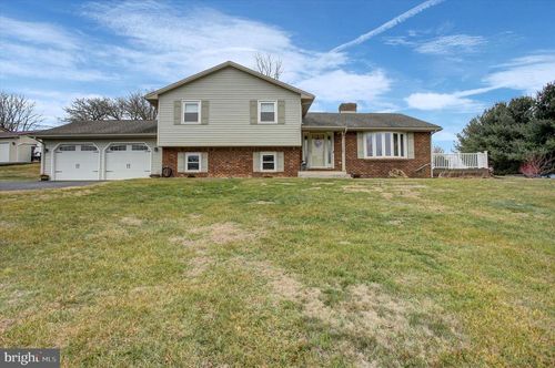 21 Beecher Dr, CARLISLE, PA, 17015-7907 | Card Image