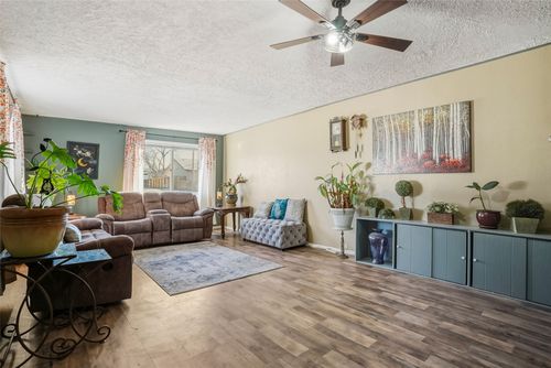 517 N 6th St, Hamilton, MT, 59840-2217 | Card Image