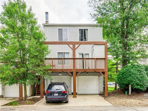 22252 Center Ridge Rd, Rocky River, OH, 44116 | Card Image