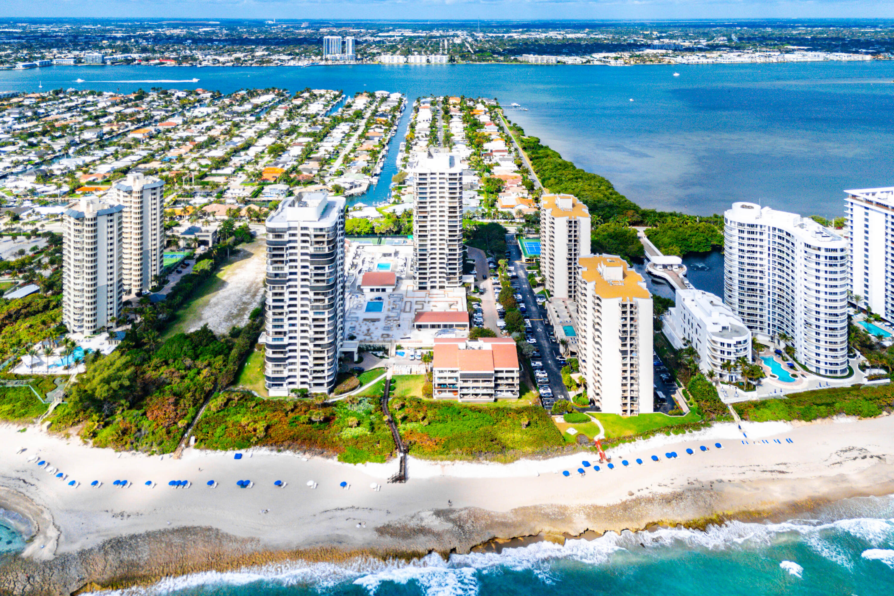 Residential in Singer Island 3