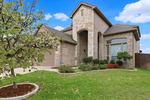 5805 Canyon Oaks Ln, Fort Worth, TX, 76137-1682 | Card Image