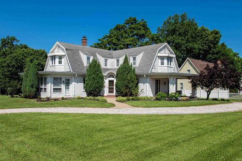 1545 Burnett Ln, Vincennes, IN, 47591-5017 | Card Image