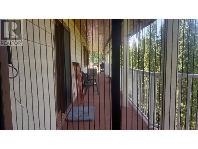 5110 Vance Rd, House other with 3 bedrooms, 3 bathrooms and 2 parking in Canyon BC | Image 13