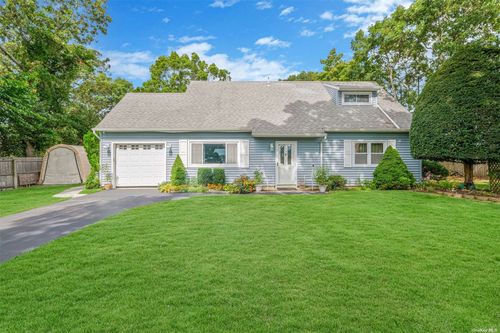 3 Peggy Court, Centereach, NY, 11720 | Card Image