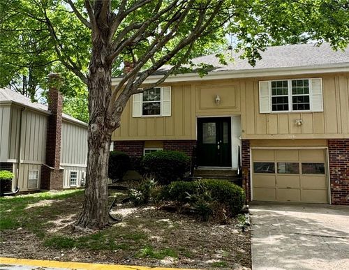 10151 W 96th Ter, Overland Park, KS, 66212-5141 | Card Image