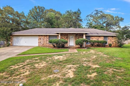 30 Fox Glen Cv, Brandon, MS, 39042-2207 | Card Image