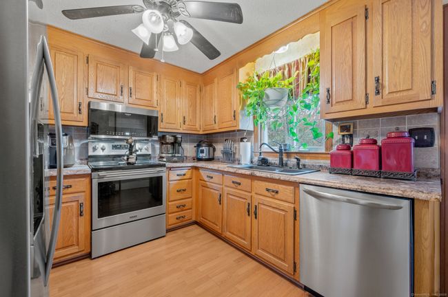 4 - 6 Countryside Ln, Condo with 2 bedrooms, 2 bathrooms and 1 parking in Middletown CT | Image 9