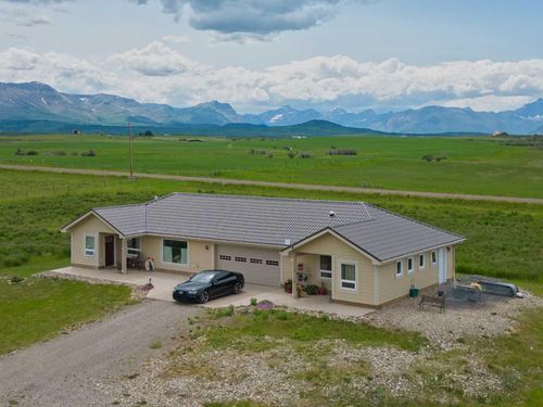 22047 Range Road 281, Mountain View, AB, T0K1N0 | Card Image