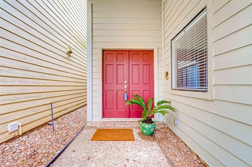 395 Rancho Bauer Dr, Houston, TX, 77079-6832 | Card Image