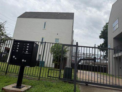 616 Cage St, Houston, TX, 77020-6120 | Card Image