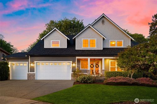 1300 N 27th Pl, Renton, WA, 98056-1402 | Card Image