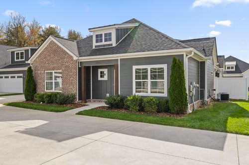 3356 Stone Creek Dr, Chattanooga, TN, 37405-1790 | Card Image