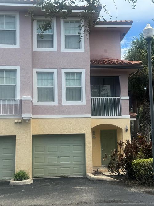 6354 W Sample Rd, Coral Springs, FL, 33067-3232 | Card Image