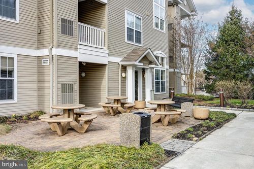 apt-228-7320 Maple Ave, PENNSAUKEN, NJ, 08109-2960 | Card Image