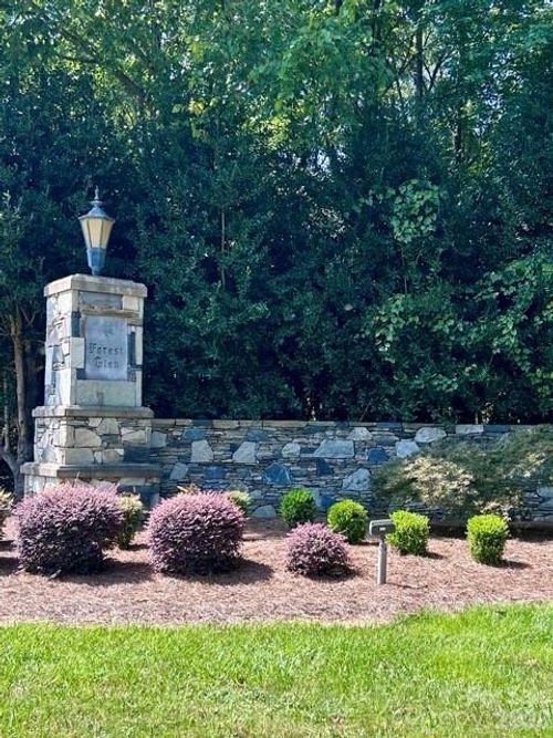 234 W Glenview Dr, Salisbury, NC, 28147-7207 | Card Image