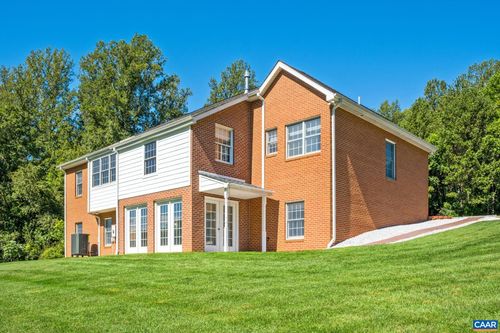 105 Squirrel Path, STANARDSVILLE, VA, 22973-3176 | Card Image