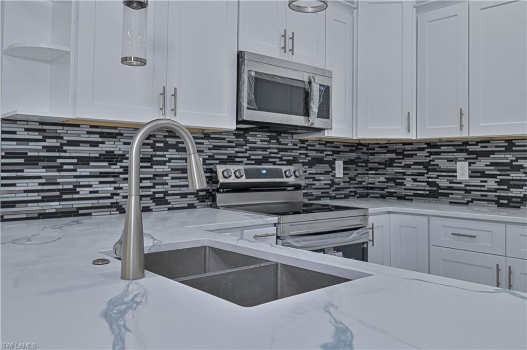 Residential in FORT MYERS 4