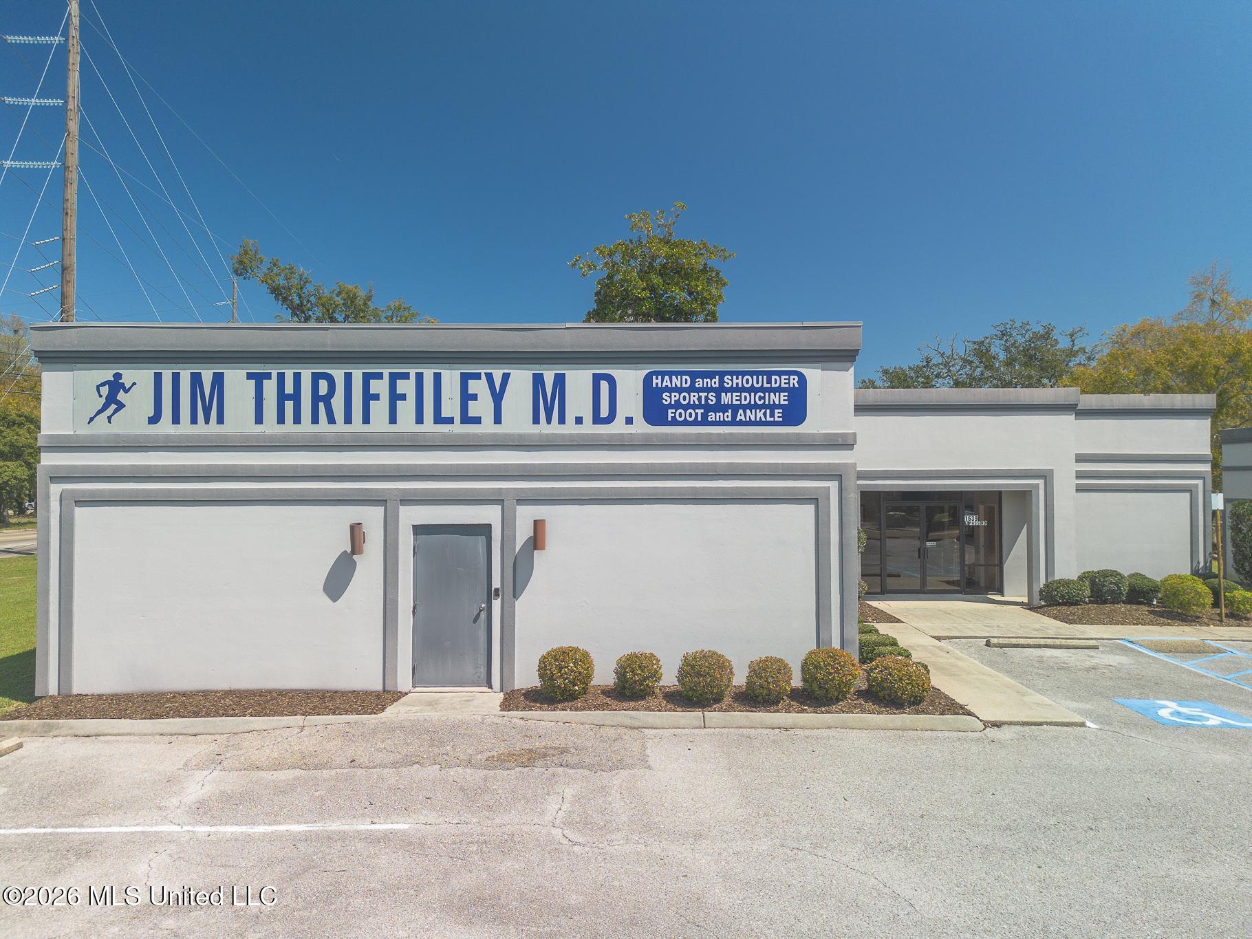 1639 E Pass Rd, Gulfport, MS 39507