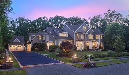 21 Douglas Rd, Lexington, MA, 02420-2325 | Card Image