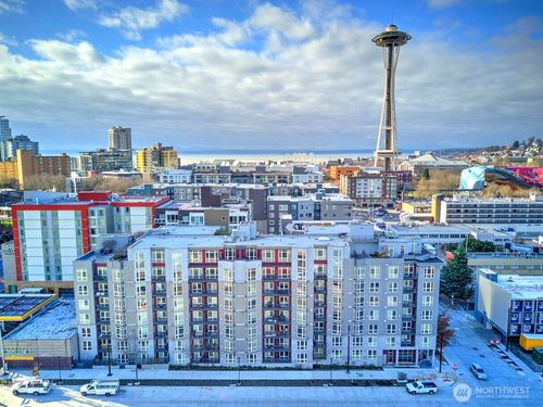 unit-513-699 John St, Seattle, WA, 98109-5061 | Card Image