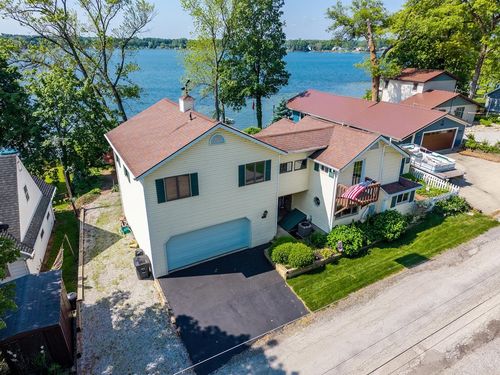 9260 E 430 S Pretty Lake, Wolcottville, IN, 46795 | Card Image