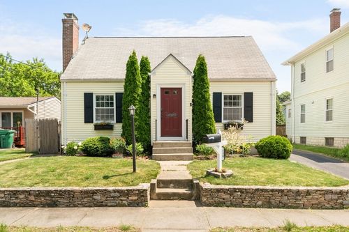 130 Chambly Ave, Warwick, RI, 02888-1806 | Card Image