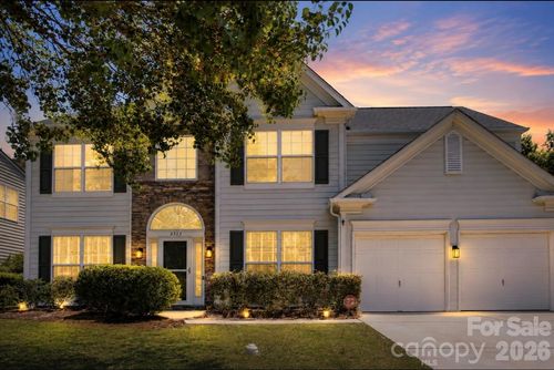 2523 Beacon Forest Dr, Charlotte, NC, 28270-2265 | Card Image